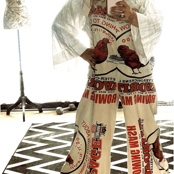 Jaded Gypsy NWT Market Fresh Overalls - Chicken feed Sack cotton feedsack boho - Picture 3 of 8